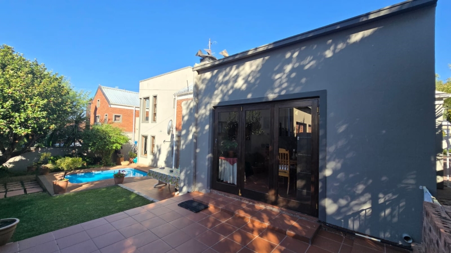 3 Bedroom Property for Sale in Pentagon Park Free State